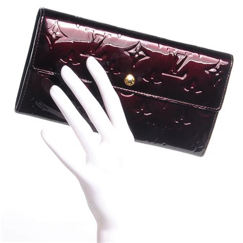 louis vuitton sarah wallet vernis amarante|Louis Vuitton wallet snap.